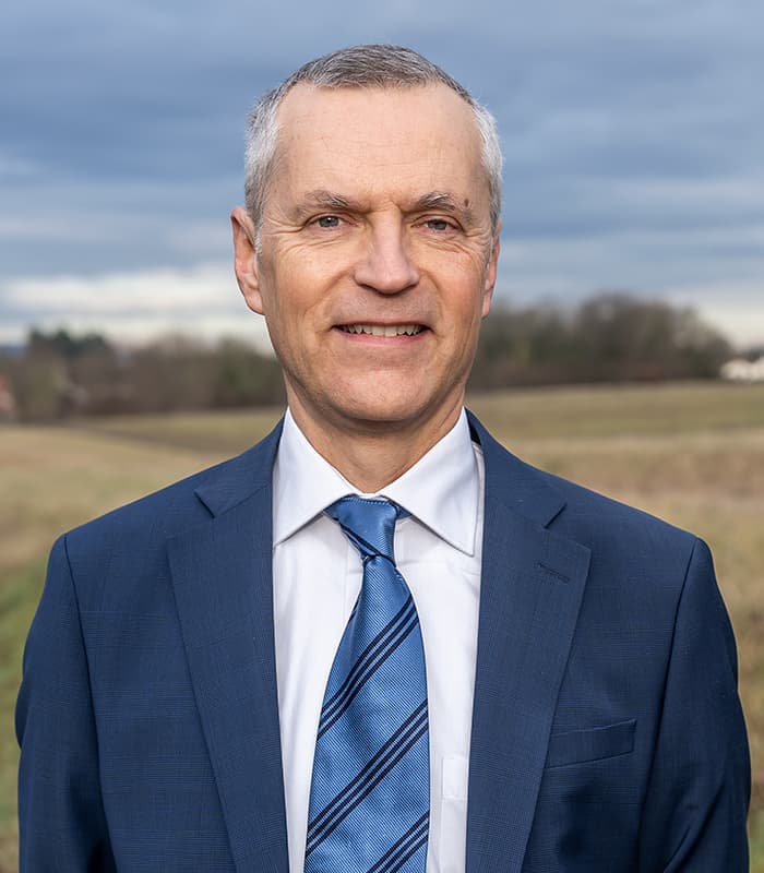 1) Benoît HUET