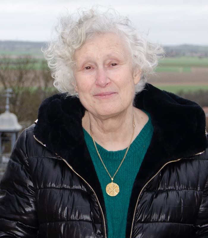 20) Catherine DECELLE