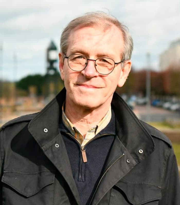 21) Bernard DELAHOUSSE